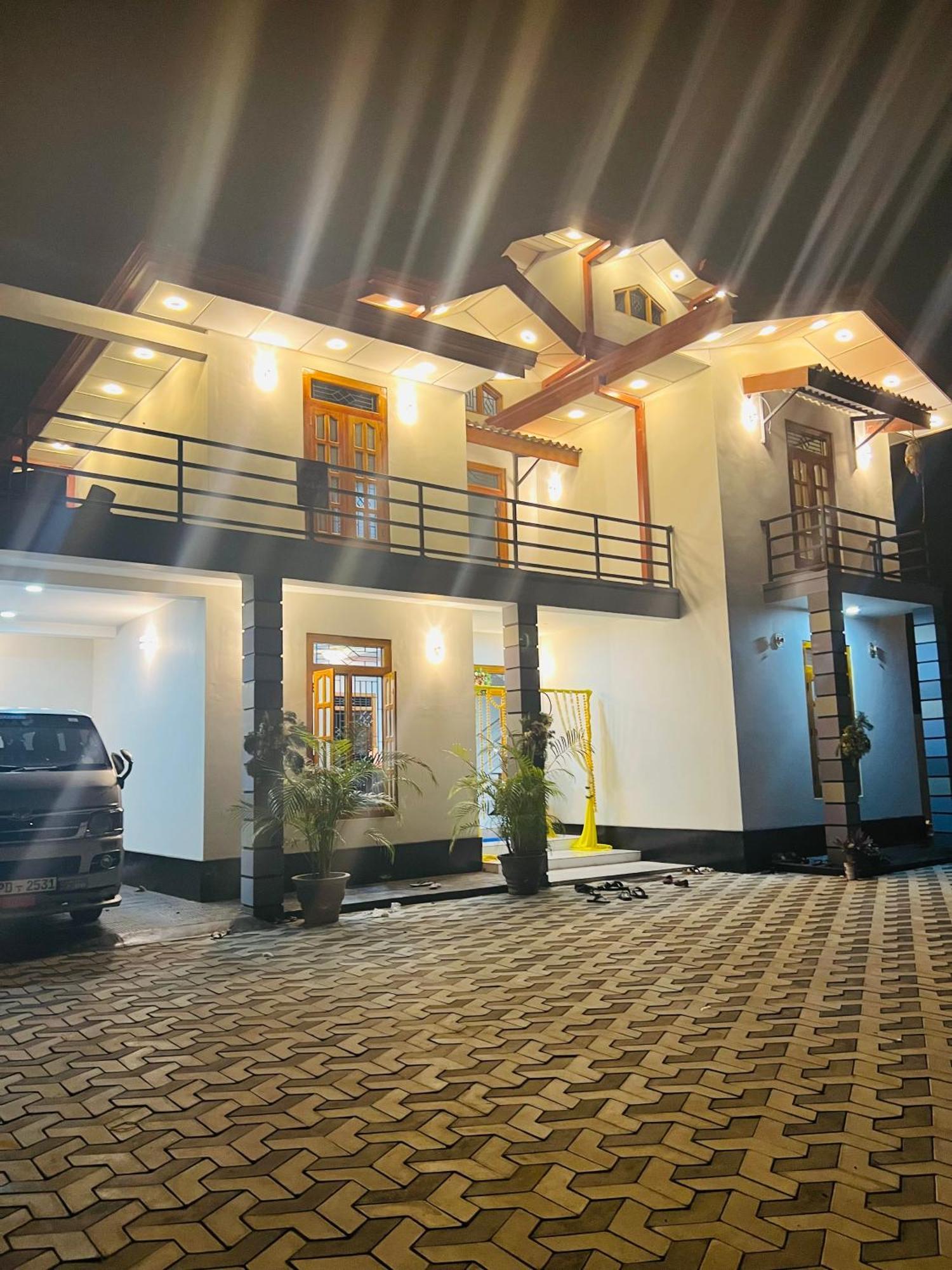 Sunset Chalet Mullaittivu Exterior foto